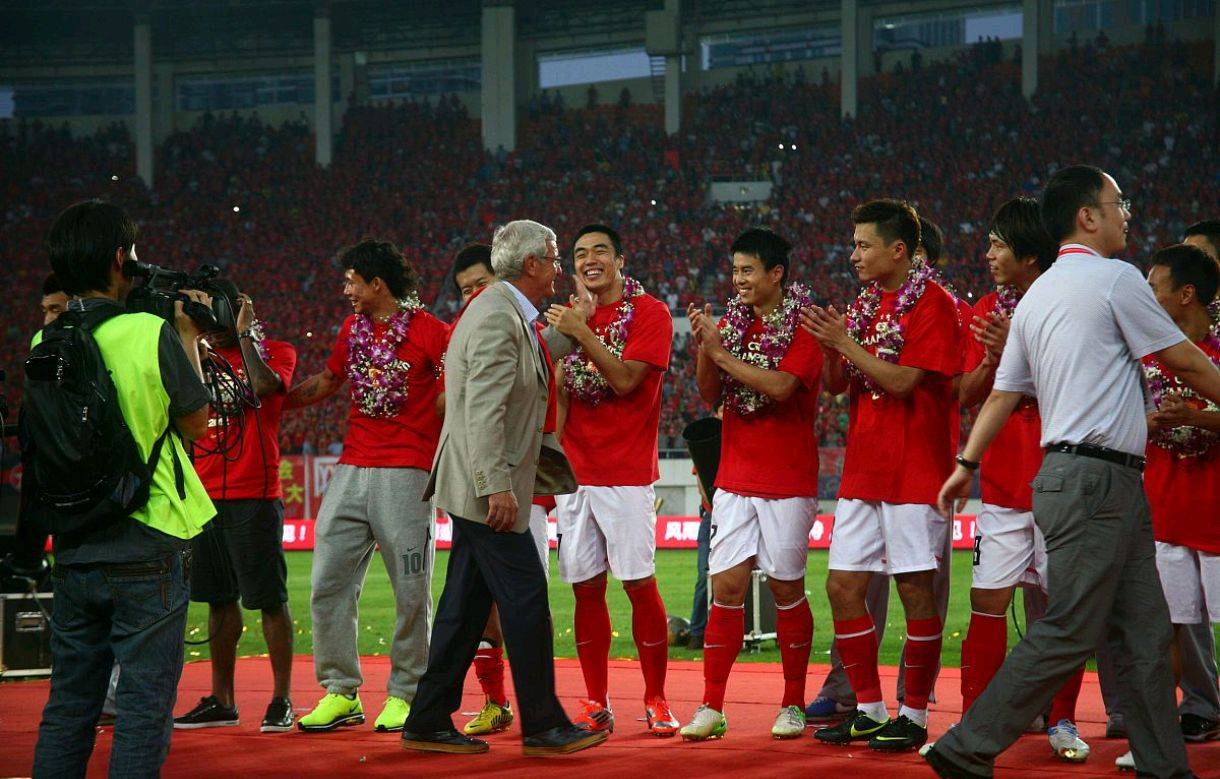 恒大首发名单公布，球迷期待的简单介绍