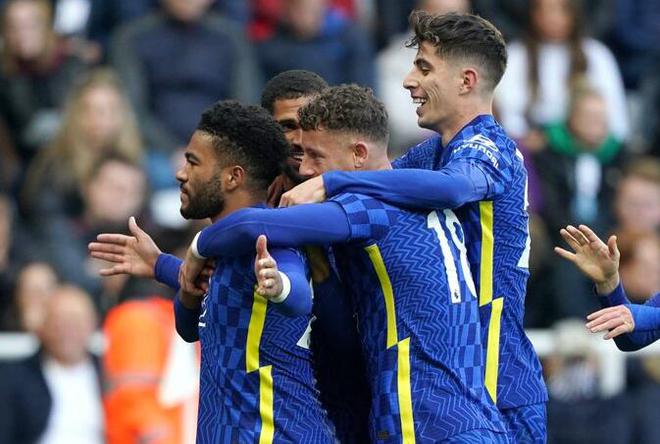 爱游戏官网-欧洲联赛开启，勒布朗领军领先积分榜的简单介绍