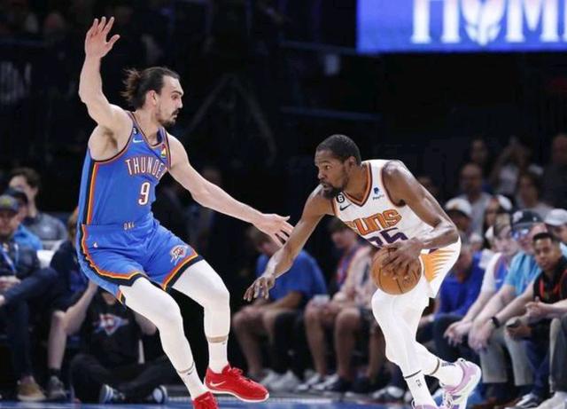 爱游戏在线-太阳客场胜雷霆，取得五连胜(太阳客场胜雷霆,取得五连胜胜利)