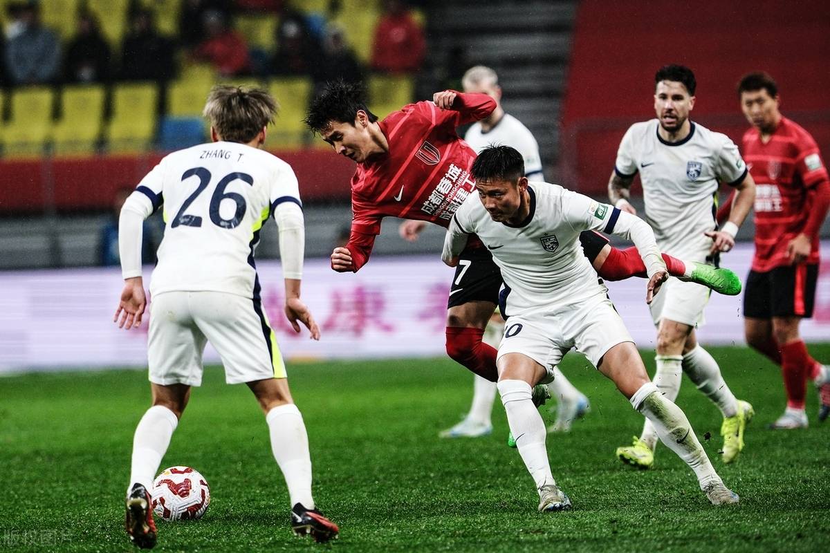 关于新援展现锋芒带领球队创造历史的信息 关于新援展现锋芒带领球队创造历史的信息