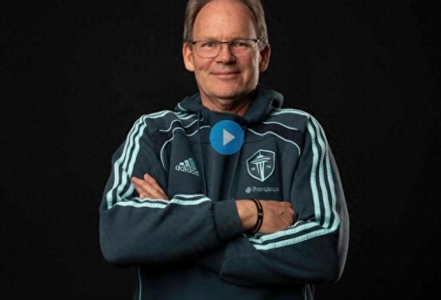 爱游戏网页版入口-河床赛前发布会:全队信心满满迎战西雅图海湾者的简单介绍