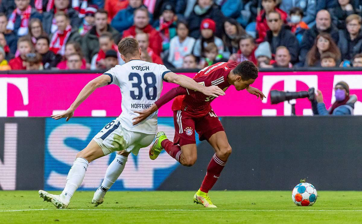 霍芬海姆客场险胜,球队获得来之不易的三分的简单介绍 霍芬海姆客场险胜,球队获得来之不易的三分的简单介绍