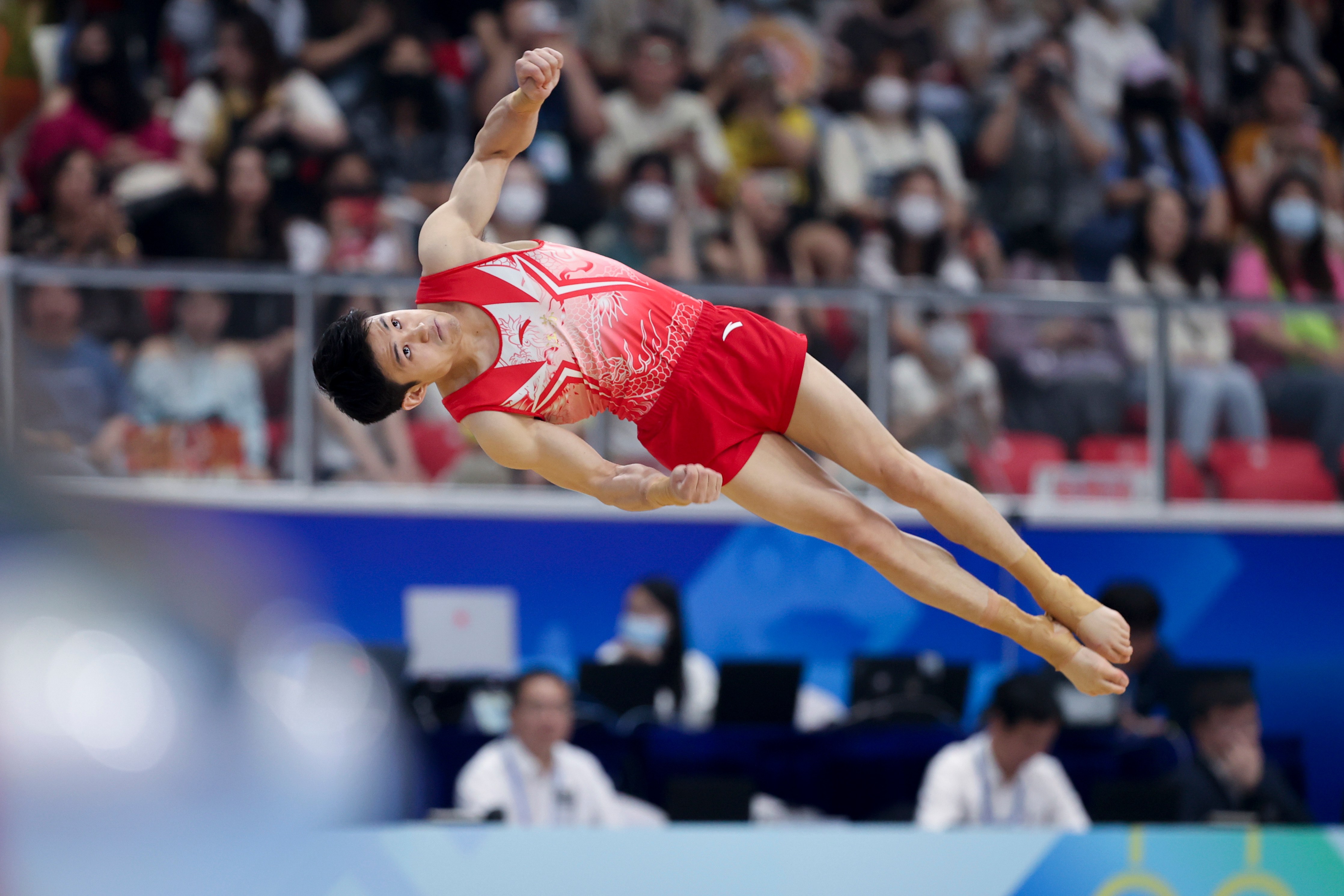 体操脊梁架男子单项赛场精彩表演的简单介绍