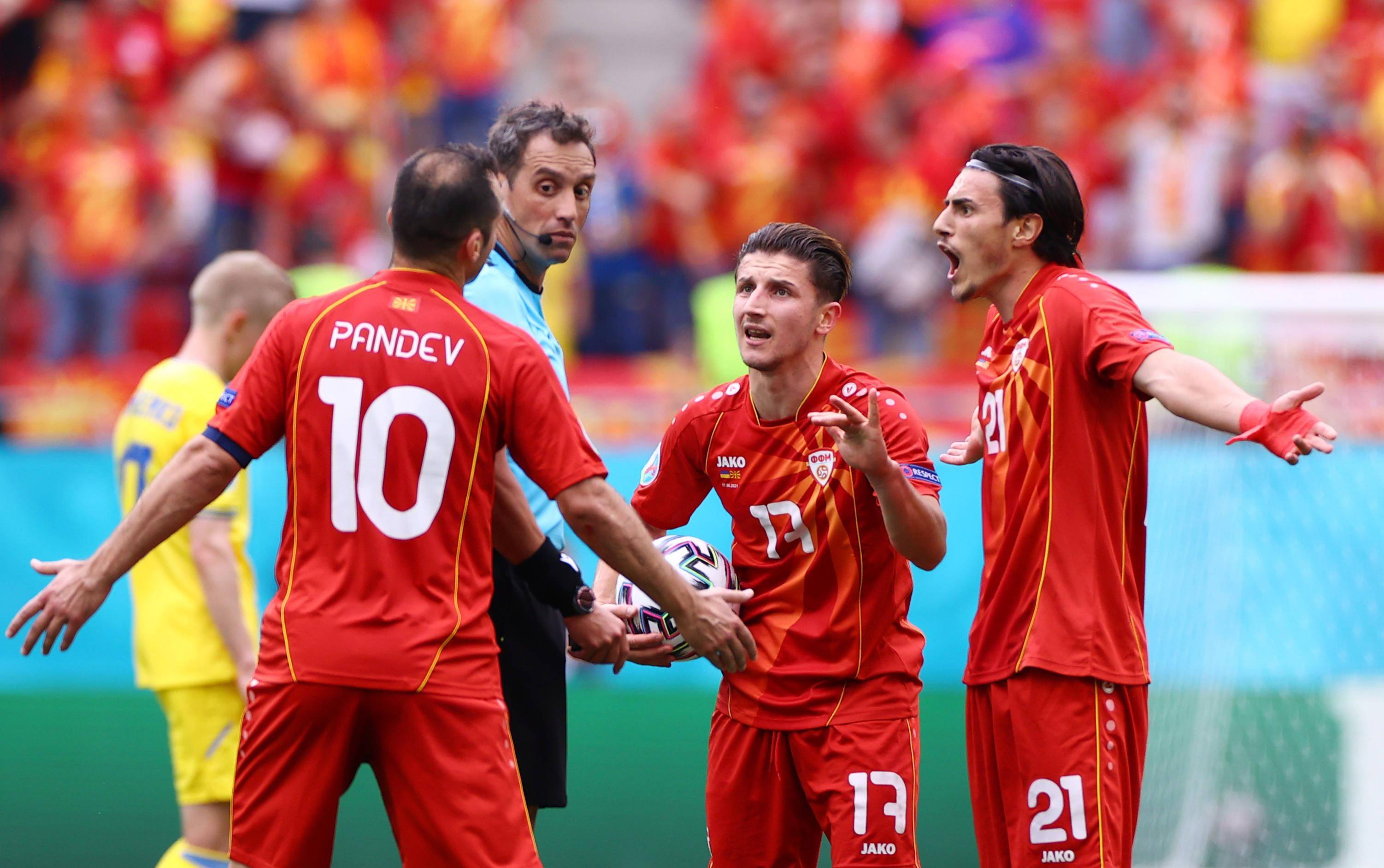 关于球队战术研究，比赛或见分晓的信息