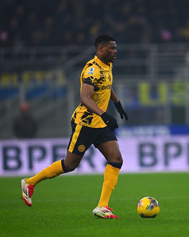 热那亚主场平局，球队憾失三分带走一分的简单介绍