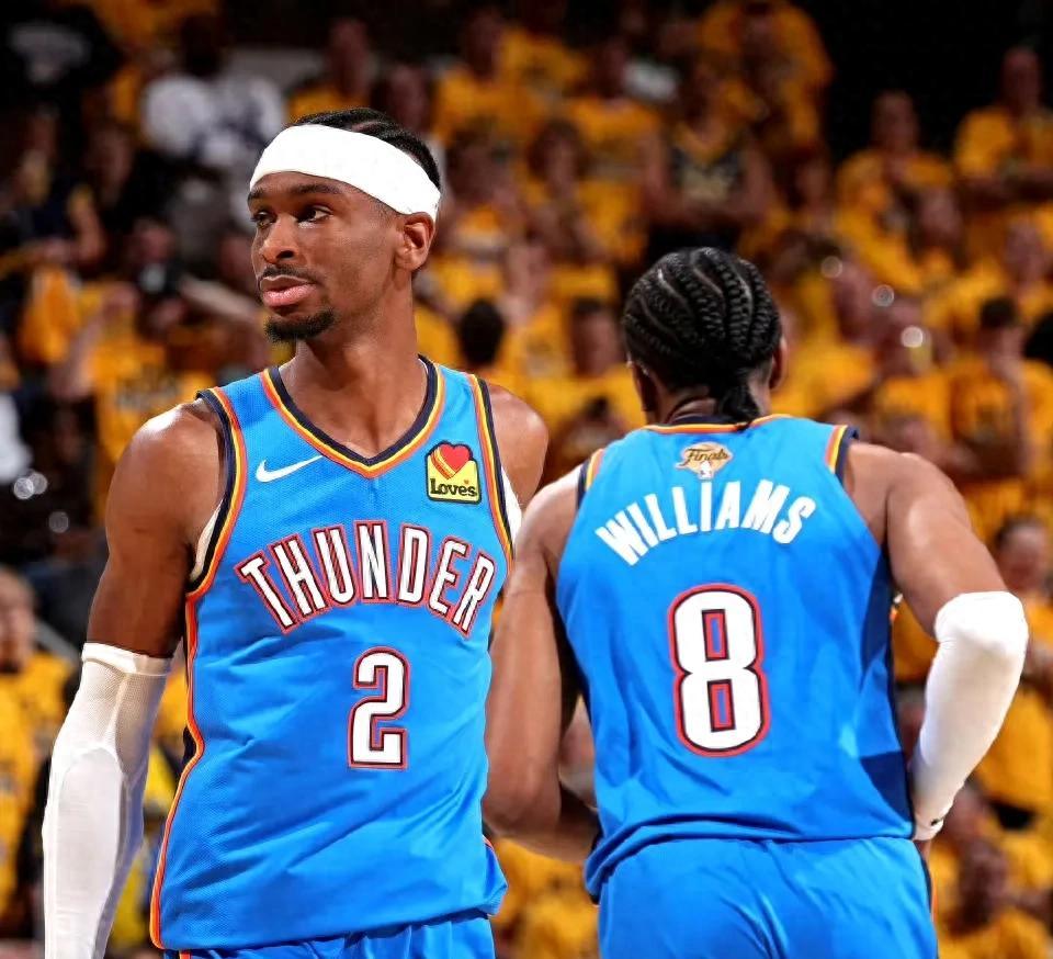 爵士客场击败步行者,保持不败 爵士客场击败步行者,保持不败