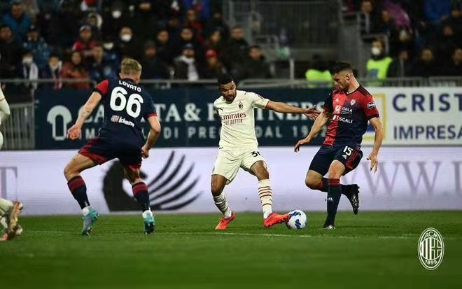 瓦伦西亚遭遇两连败,实力打脸让球迷心寒的简单介绍 瓦伦西亚遭遇两连败,实力打脸让球迷心寒的简单介绍