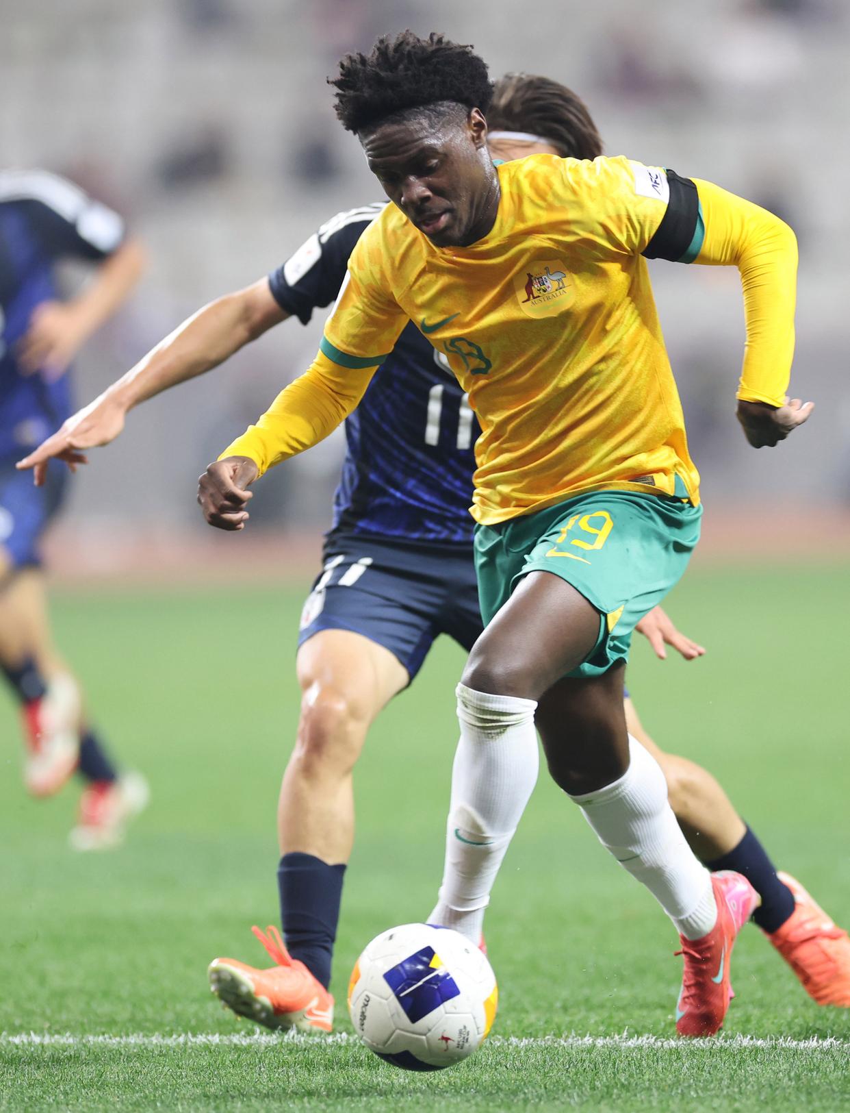 澳大利亚球队表现稳定，晋级前景看好