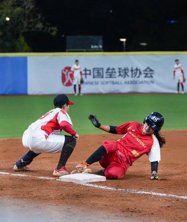 江苏队斩获胜利卫冕形势丝毫不减的简单介绍 江苏队斩获胜利卫冕形势丝毫不减的简单介绍