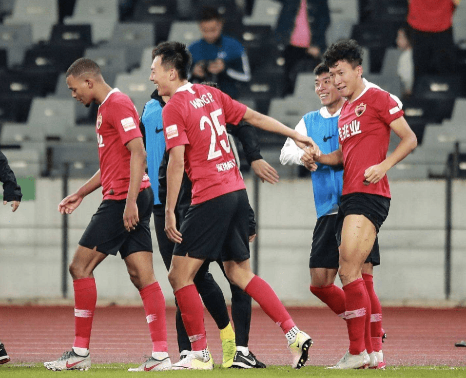 江苏苏宁逆转战胜深圳佳兆业,稳固前四位置的简单介绍 江苏苏宁逆转战胜深圳佳兆业,稳固前四位置的简单介绍