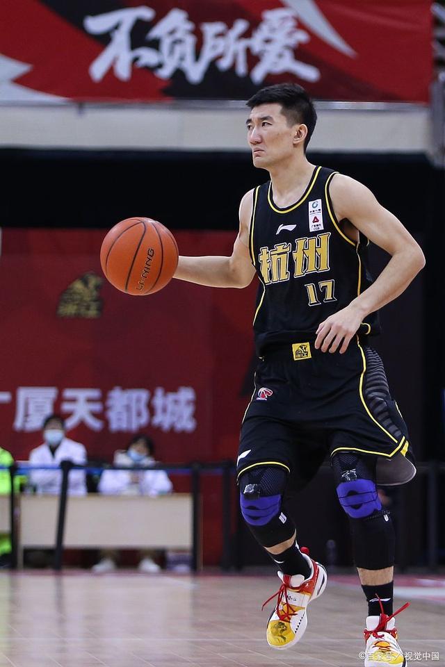 爱游戏体育下载-西藏队上演逆袭，实力不容小觑的简单介绍