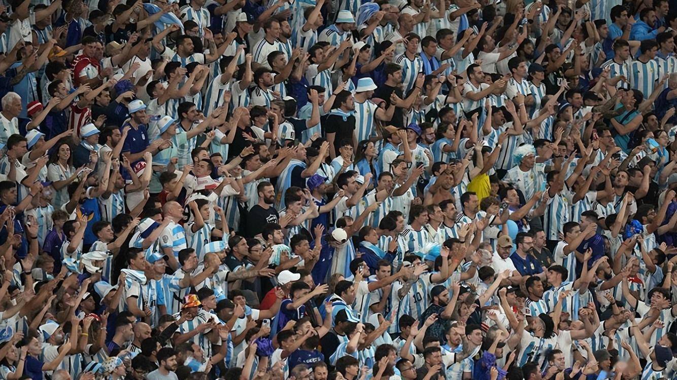 关于澳大利亚足球联赛收视率飙升，球迷情绪高涨的信息