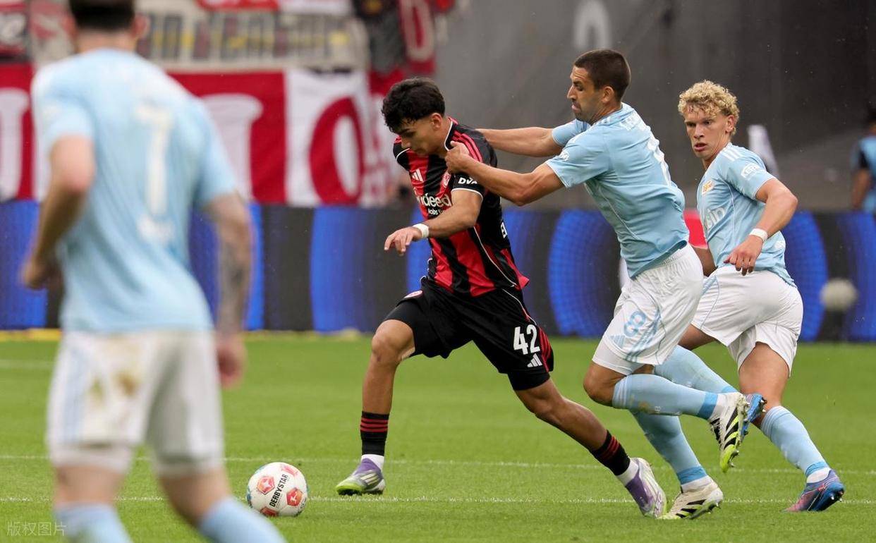 爱游戏在线-包含柏林联合遭遇对手积分超越，排名下滑的词条